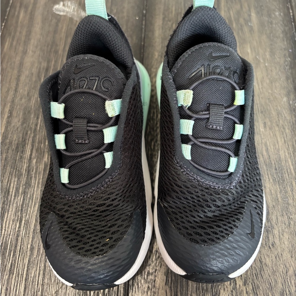 kids sneakers Nike Air Max 270